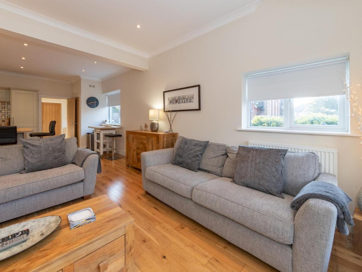 Pass The Keys 41C Bath Road Modern Renovated Peaceful House With Garden Villa Reading Exterior photo