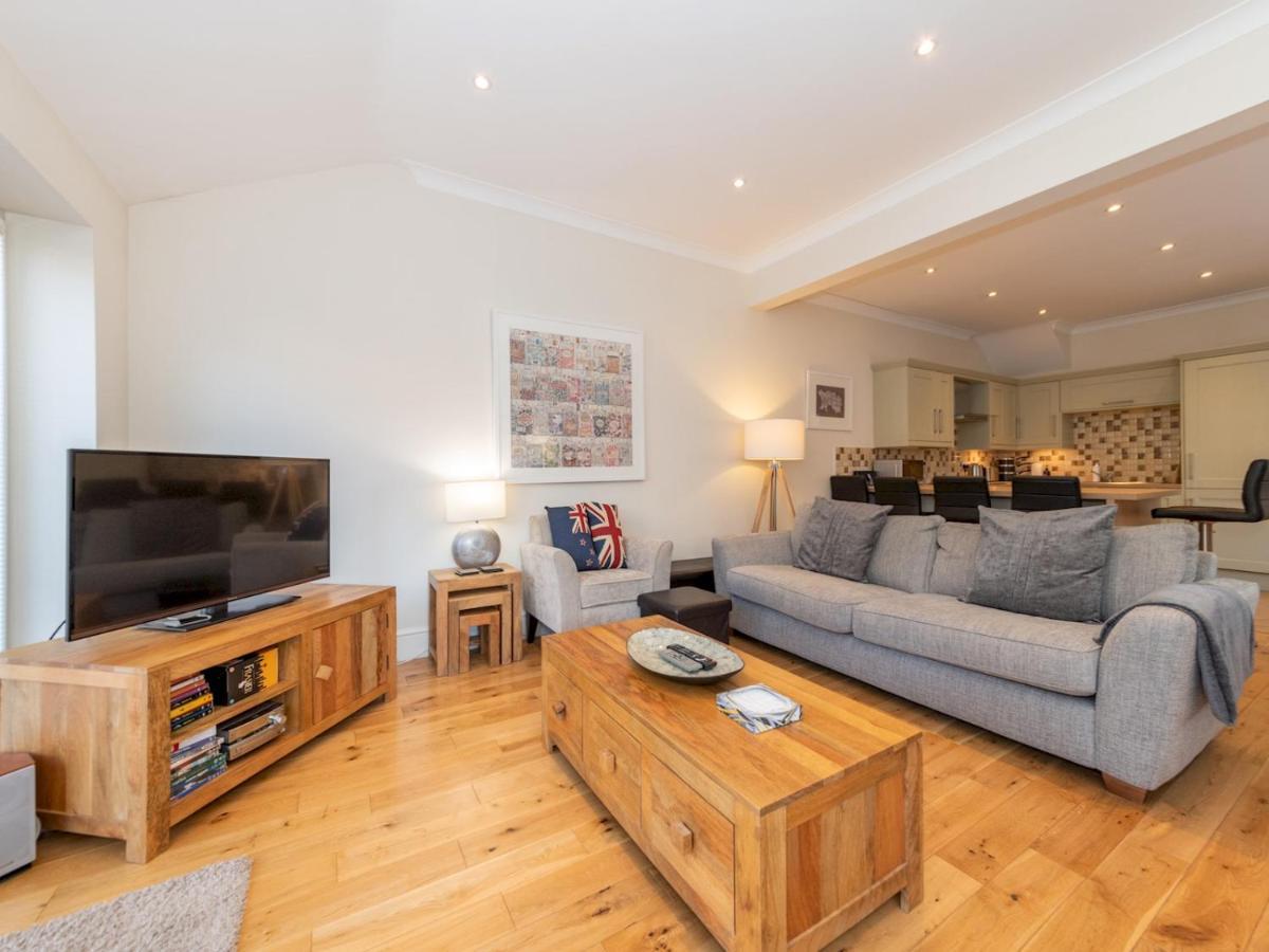 Pass The Keys 41C Bath Road Modern Renovated Peaceful House With Garden Villa Reading Exterior photo
