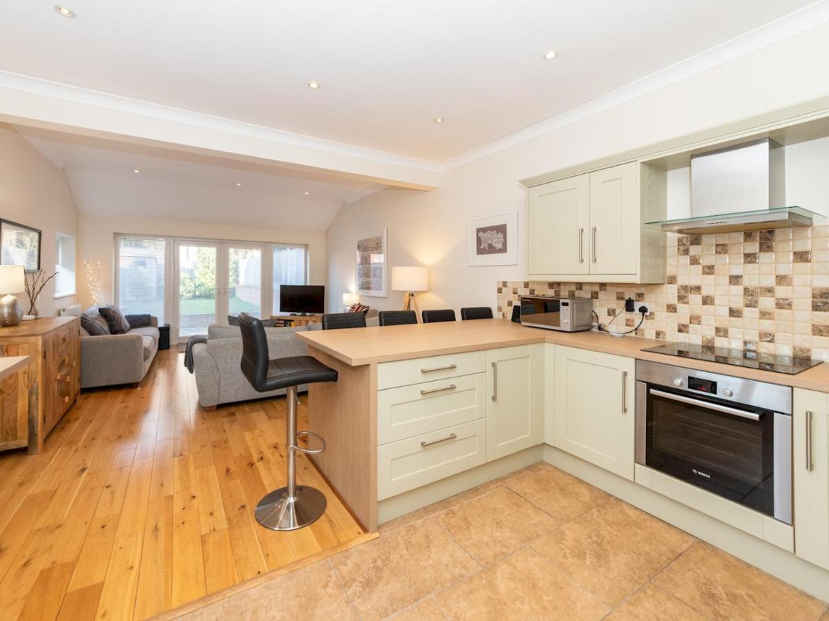 Pass The Keys 41C Bath Road Modern Renovated Peaceful House With Garden Villa Reading Exterior photo