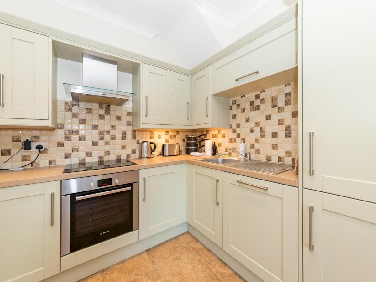 Pass The Keys 41C Bath Road Modern Renovated Peaceful House With Garden Villa Reading Exterior photo