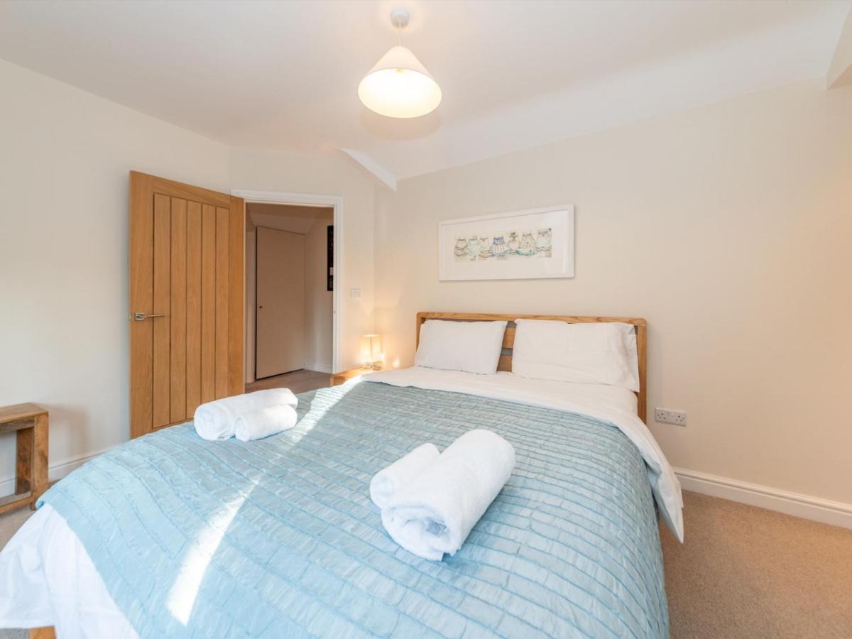 Pass The Keys 41C Bath Road Modern Renovated Peaceful House With Garden Villa Reading Exterior photo