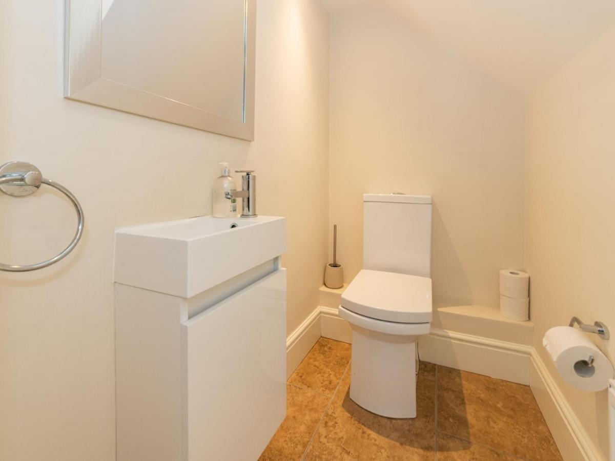 Pass The Keys 41C Bath Road Modern Renovated Peaceful House With Garden Villa Reading Exterior photo