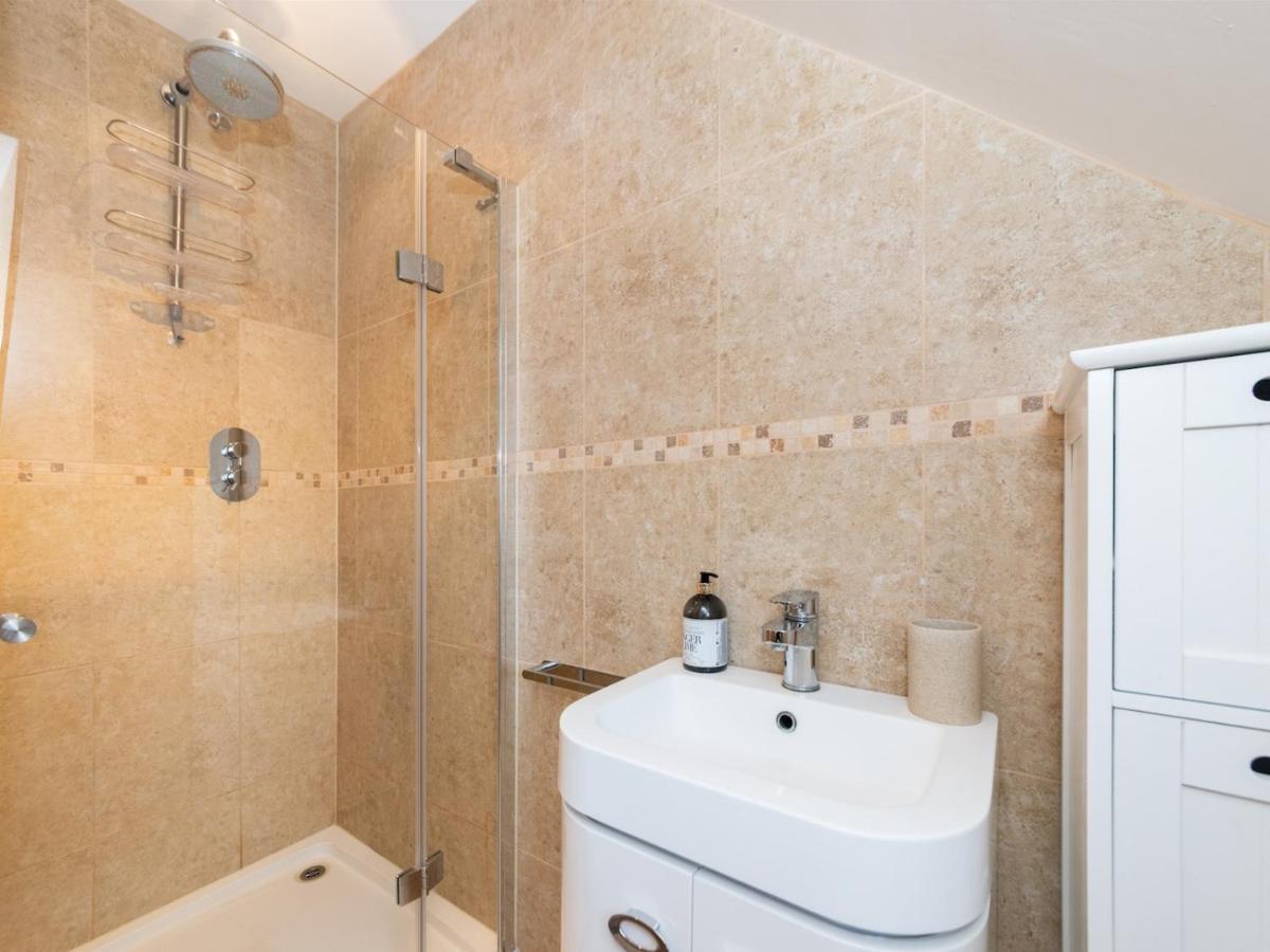 Pass The Keys 41C Bath Road Modern Renovated Peaceful House With Garden Villa Reading Exterior photo