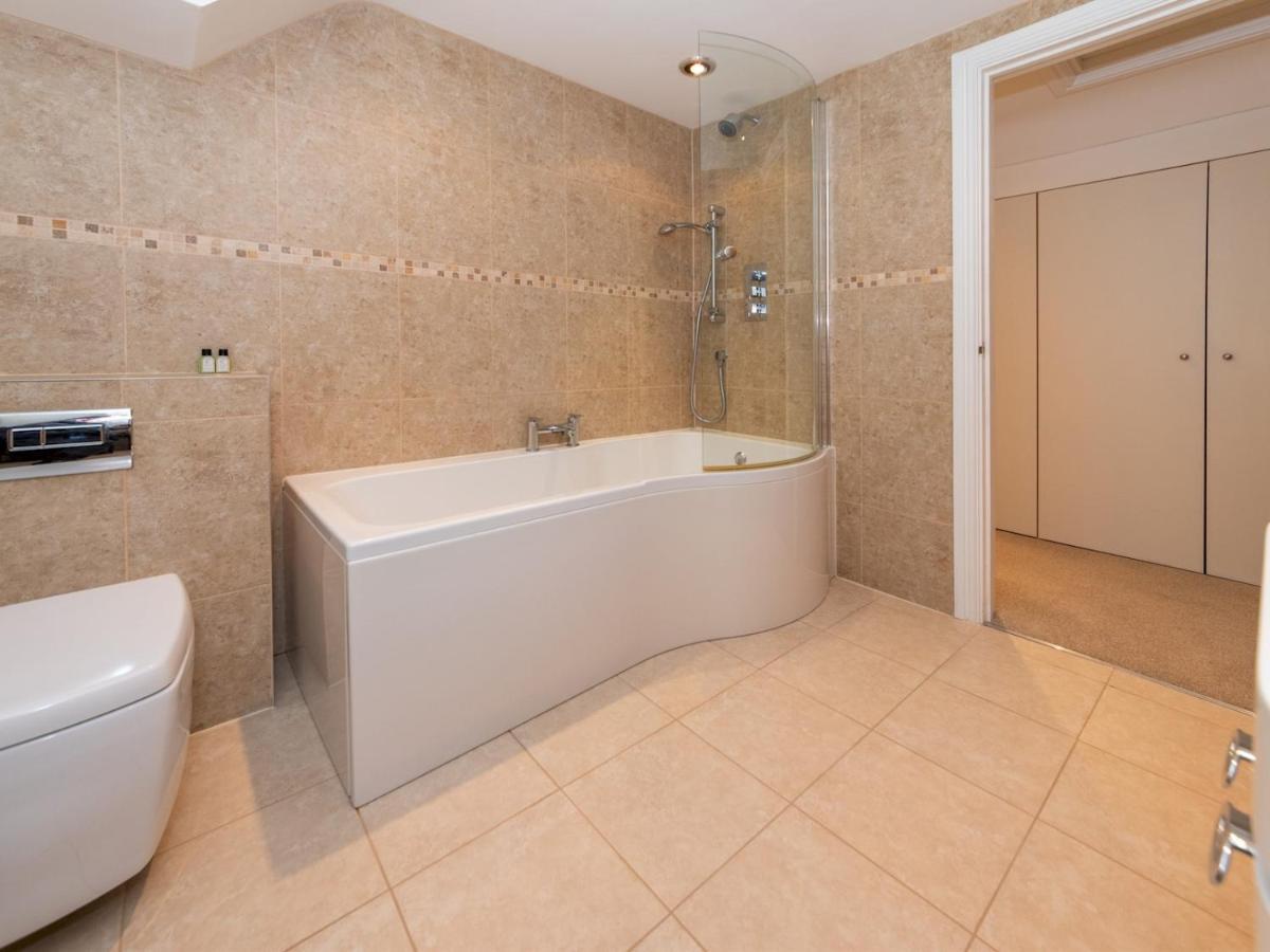 Pass The Keys 41C Bath Road Modern Renovated Peaceful House With Garden Villa Reading Exterior photo